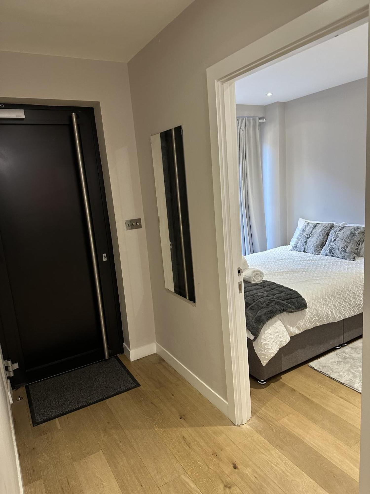Richardson Deluxe Apartments London Bagian luar foto