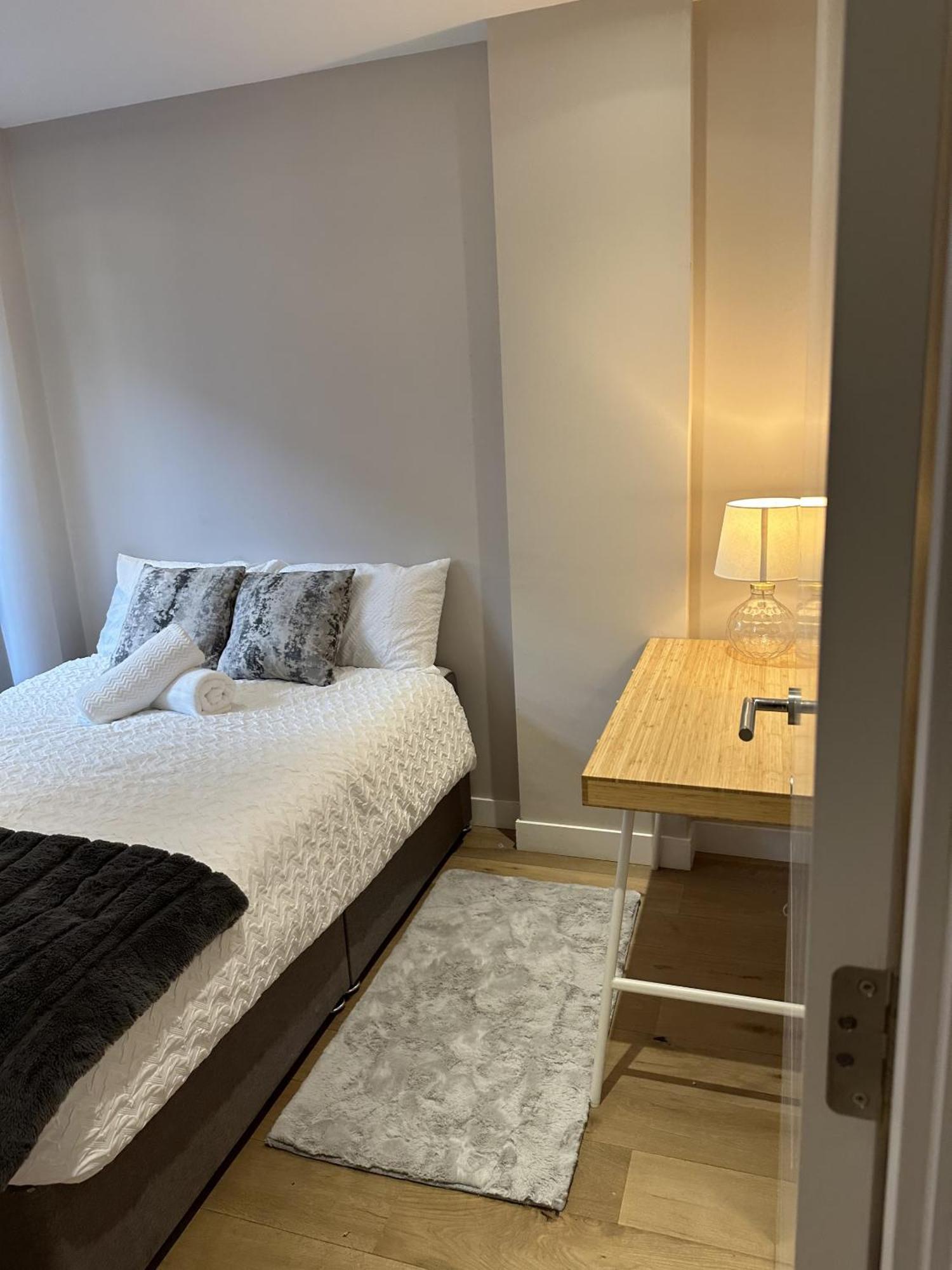 Richardson Deluxe Apartments London Bagian luar foto