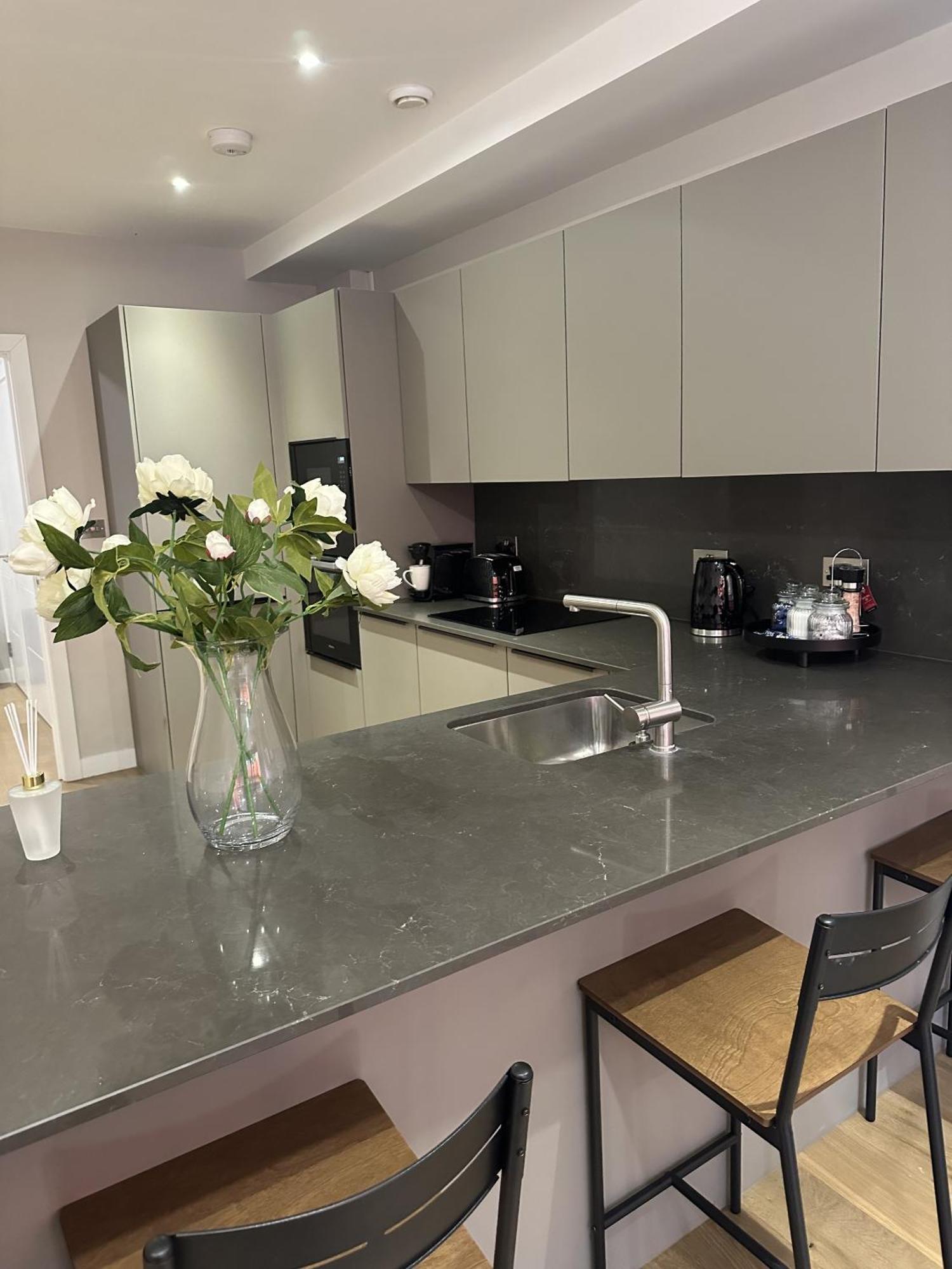 Richardson Deluxe Apartments London Bagian luar foto